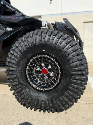 Fractal Crusher Billet UTV Beadlock Wheels Maverick R (6x5.5) - Image 1